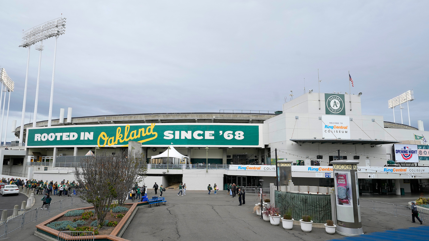 Oakland A’s need temporary stadium plan ‘in the next few months’ before Las Vegas move, warns Rob Manfred