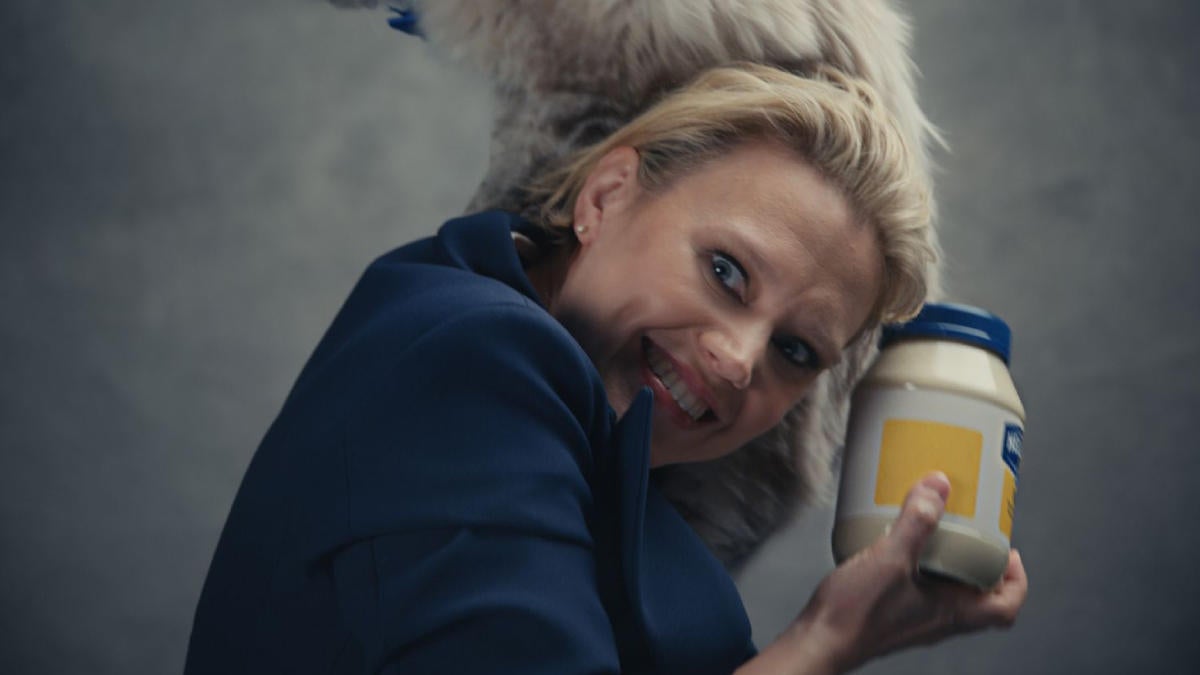 super bowl commercials 2025 kate mckinnon