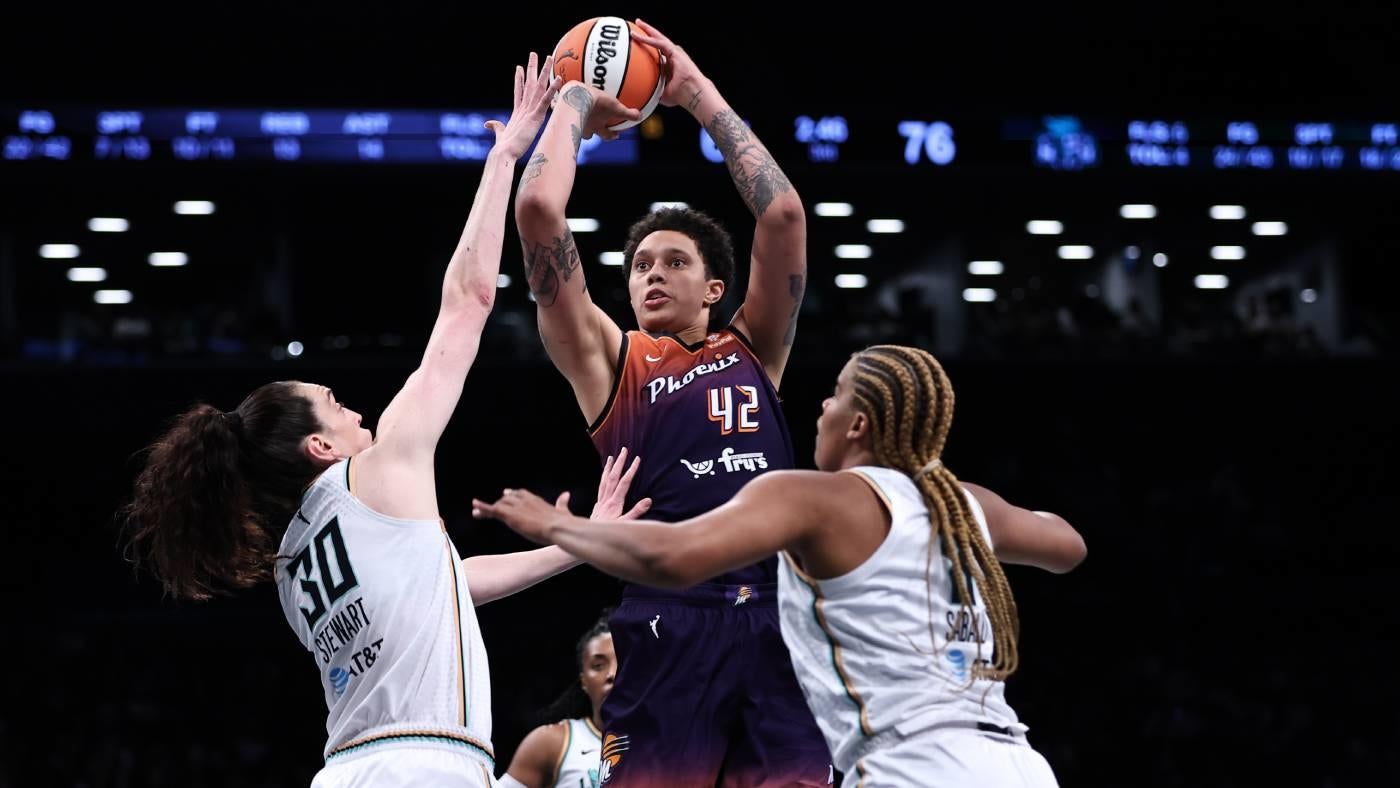 britney-griner-breanna-stewart-getty.jpg