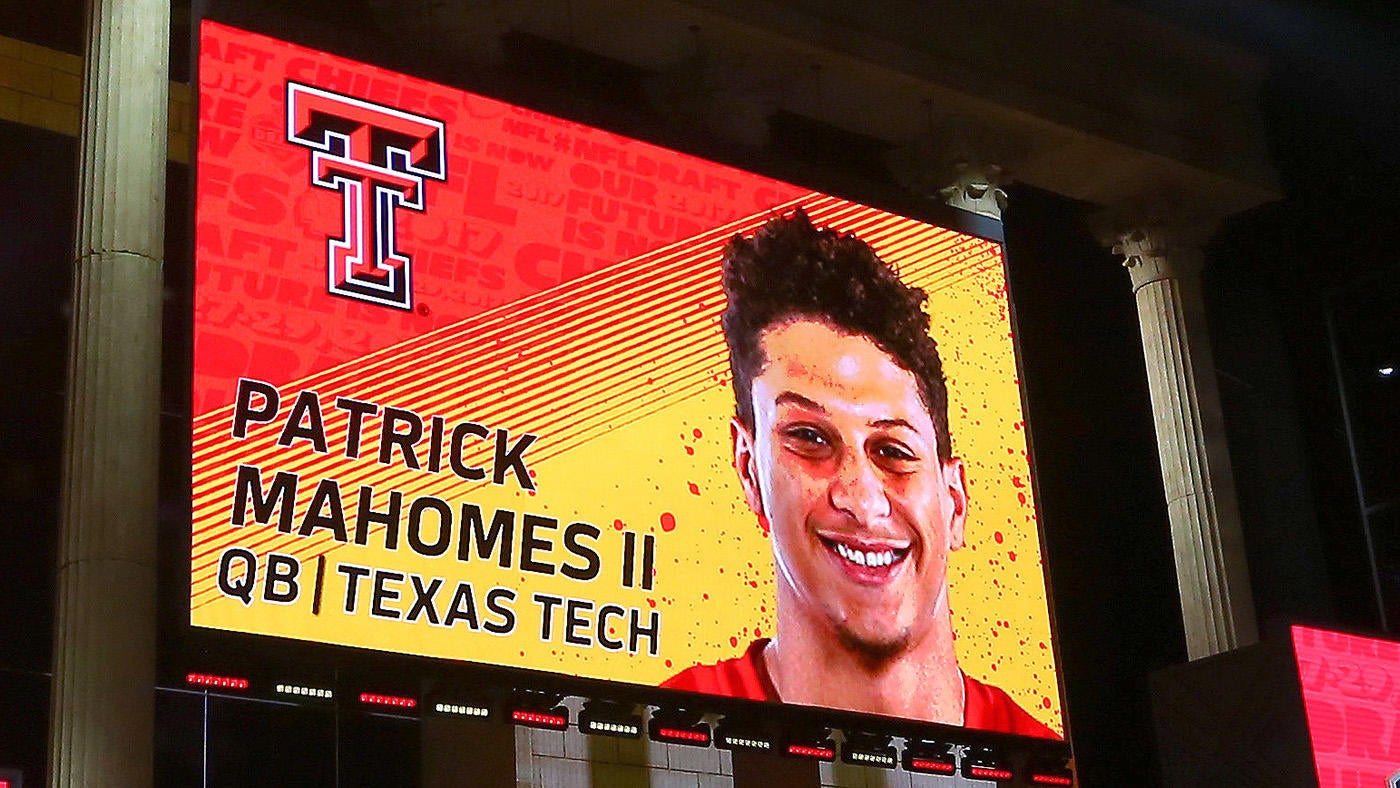 mahomes.jpg