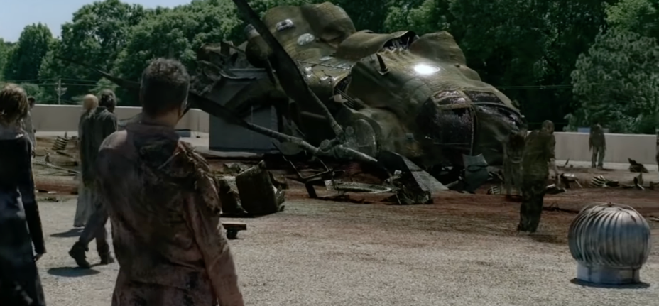 the-walking-dead-helicopter-season-4-episode-1.png