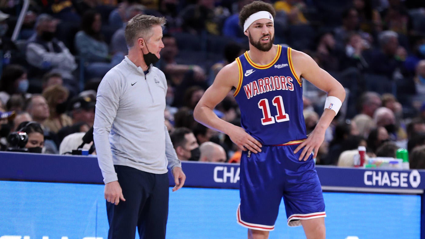 Warriors' Klay Thompson yelled at Steve Kerr after getting benched, then apologized