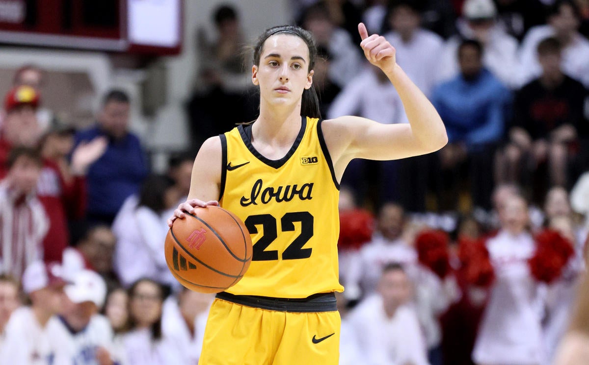 Celebrate Caitlin Clark's 2024 NCAA March Madness run with her 'never a long shot' Nike T-Shirt