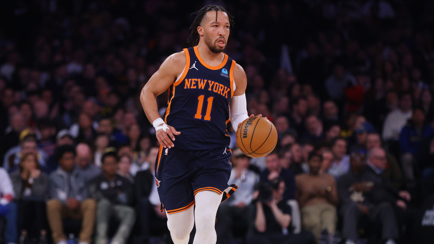Knicks star Jalen Brunson ruled out for game vs. Cavaliers after suffering non-contact knee injury