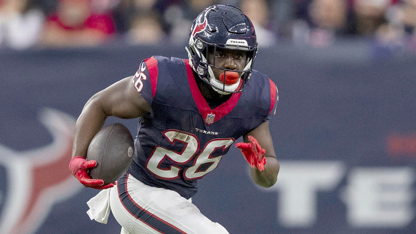 Giants signing Devin Singletary to replace Saquon Barkley in 2024 NFL free agency, per report