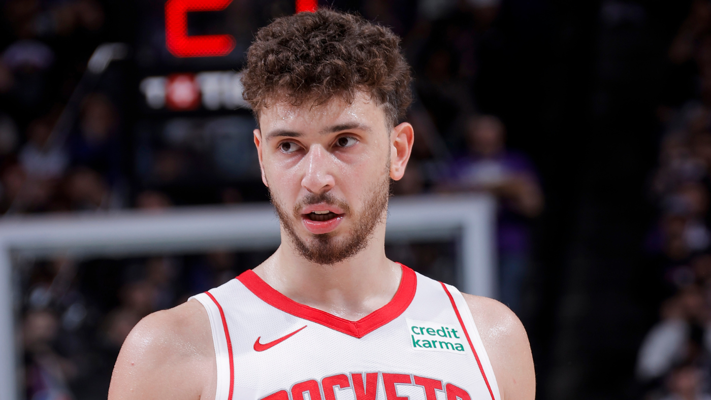 Alperen Sengun injury: Rockets star to have MRI on Monday after scary fall vs. Kings, per report