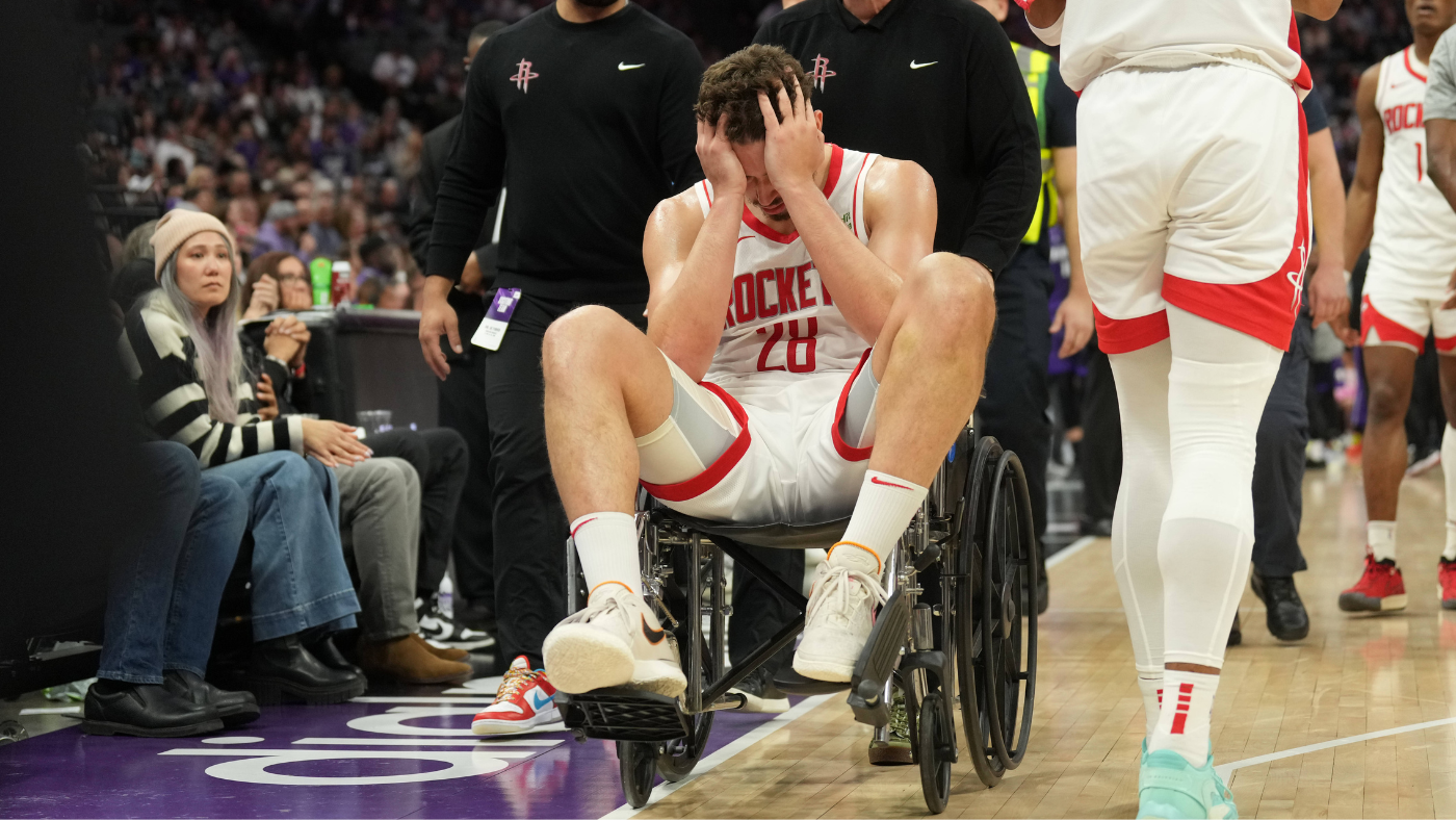 Alperen Sengun injury: Rockets star has Grade 3 sprained ankle, to miss rest of season, per report