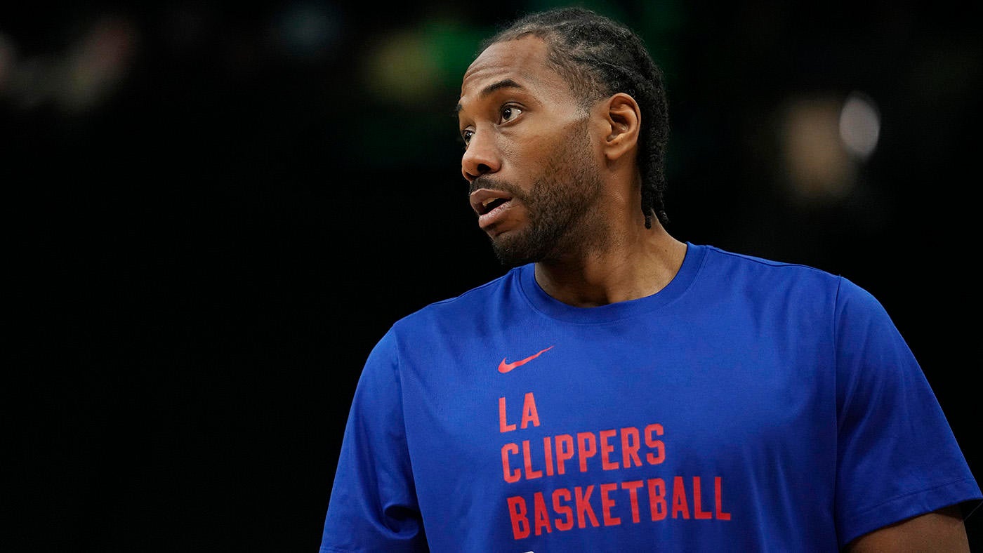 
                        Kawhi Leonard injury update: Clippers star travels on crucial road trip, dealing with back spasms
                    