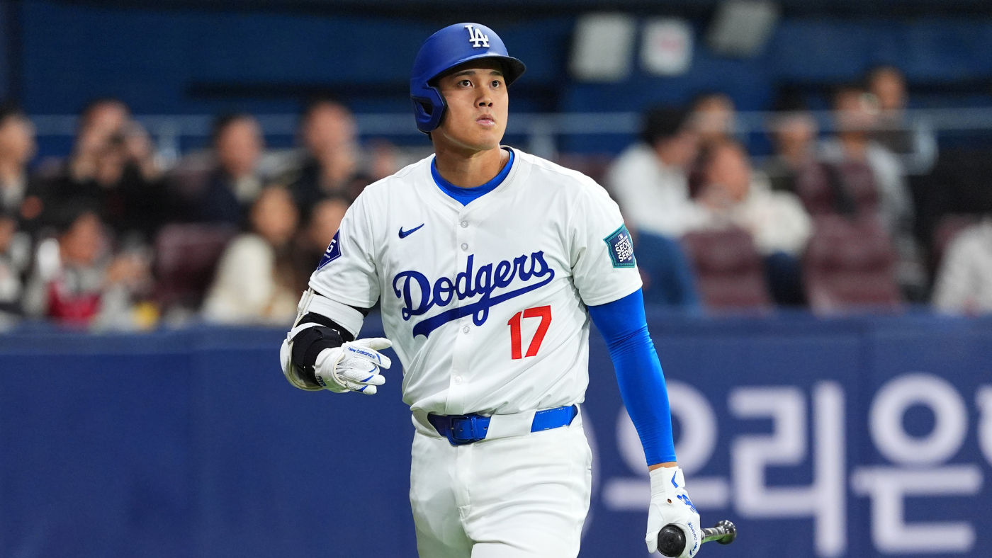 Shohei Ohtani will begin throwing this week, but Dodgers manager shoots  down idea of him pitching in 2024 - CBS Sports
