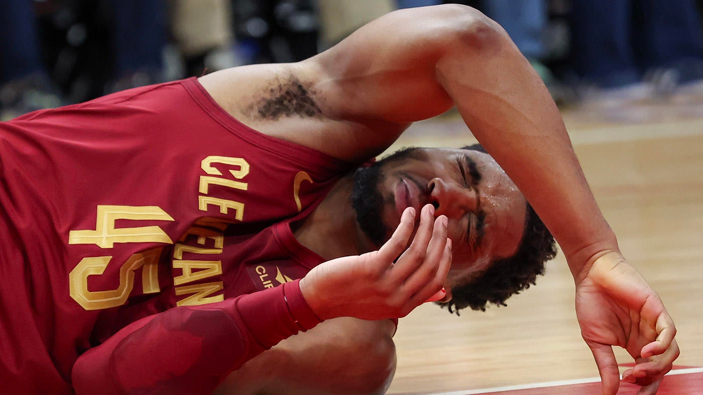 Donovan Mitchell injury update: Cavaliers star out at least a week after surgery for nasal fracture