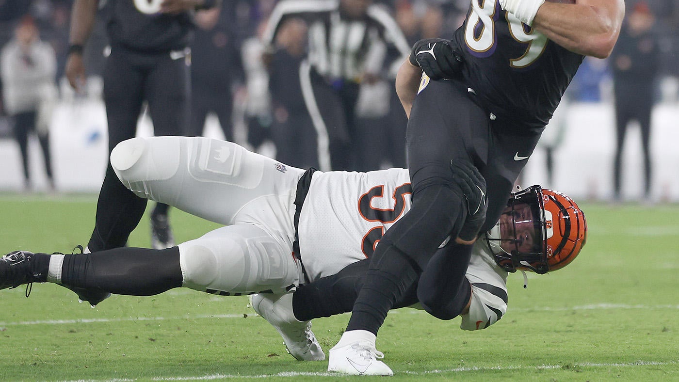 NFL players seem irate after owners unanimously approve new rule that bans hip-drop tackles