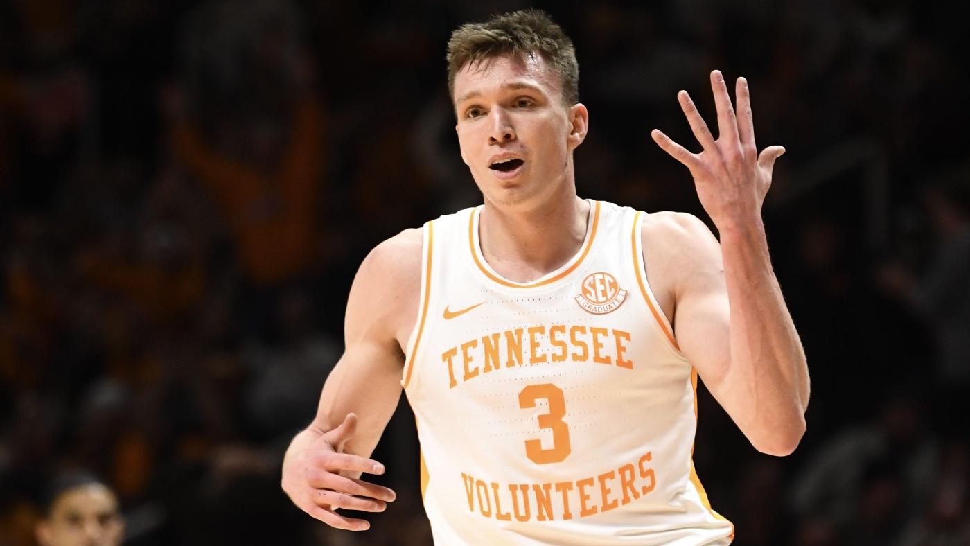Tennessee vs. Texas odds, score prediction, time: 2024 NCAA Tournament picks, March Madness bets by top model