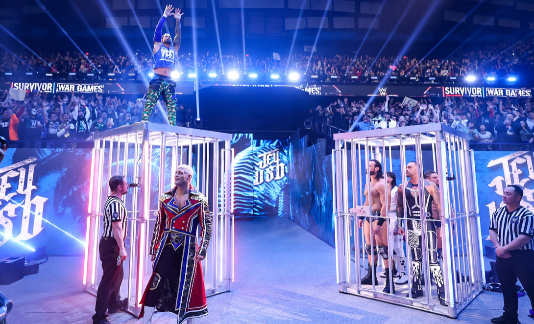 WWE-MINIMALIST-STAGE-SET