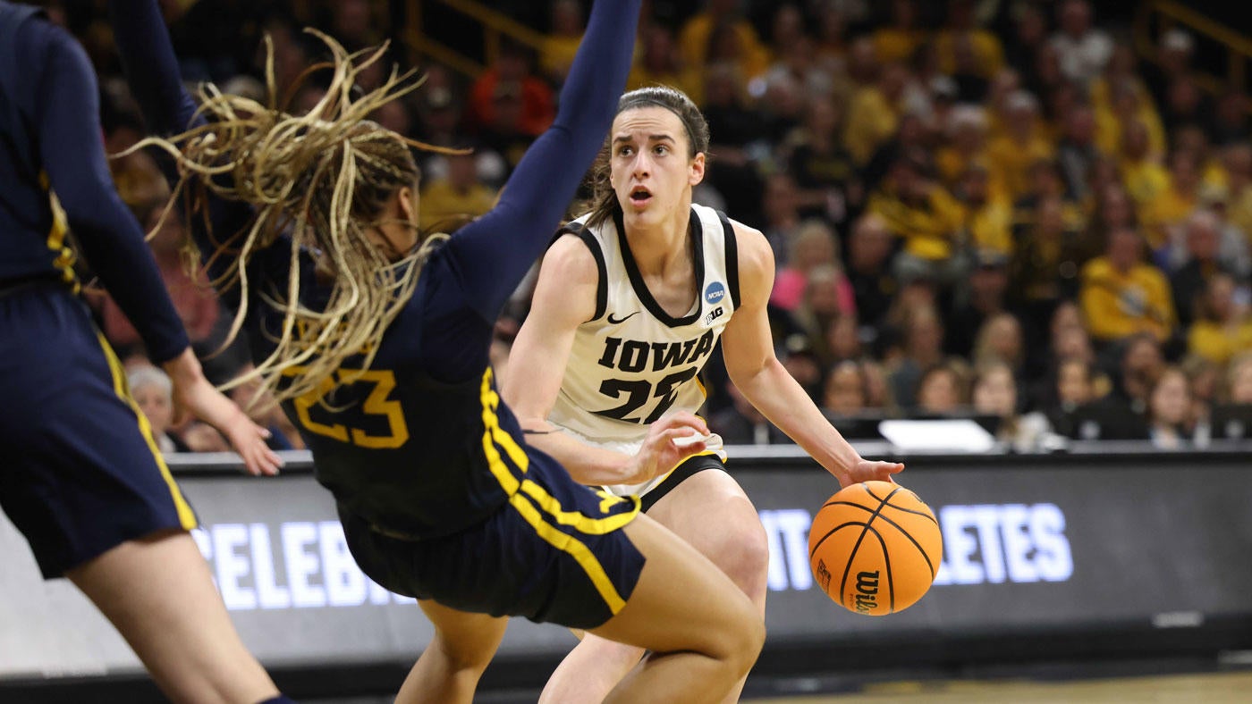 Caitlin Clark battles through West Virginia's physical defense, but it might be the best plan to slow her down