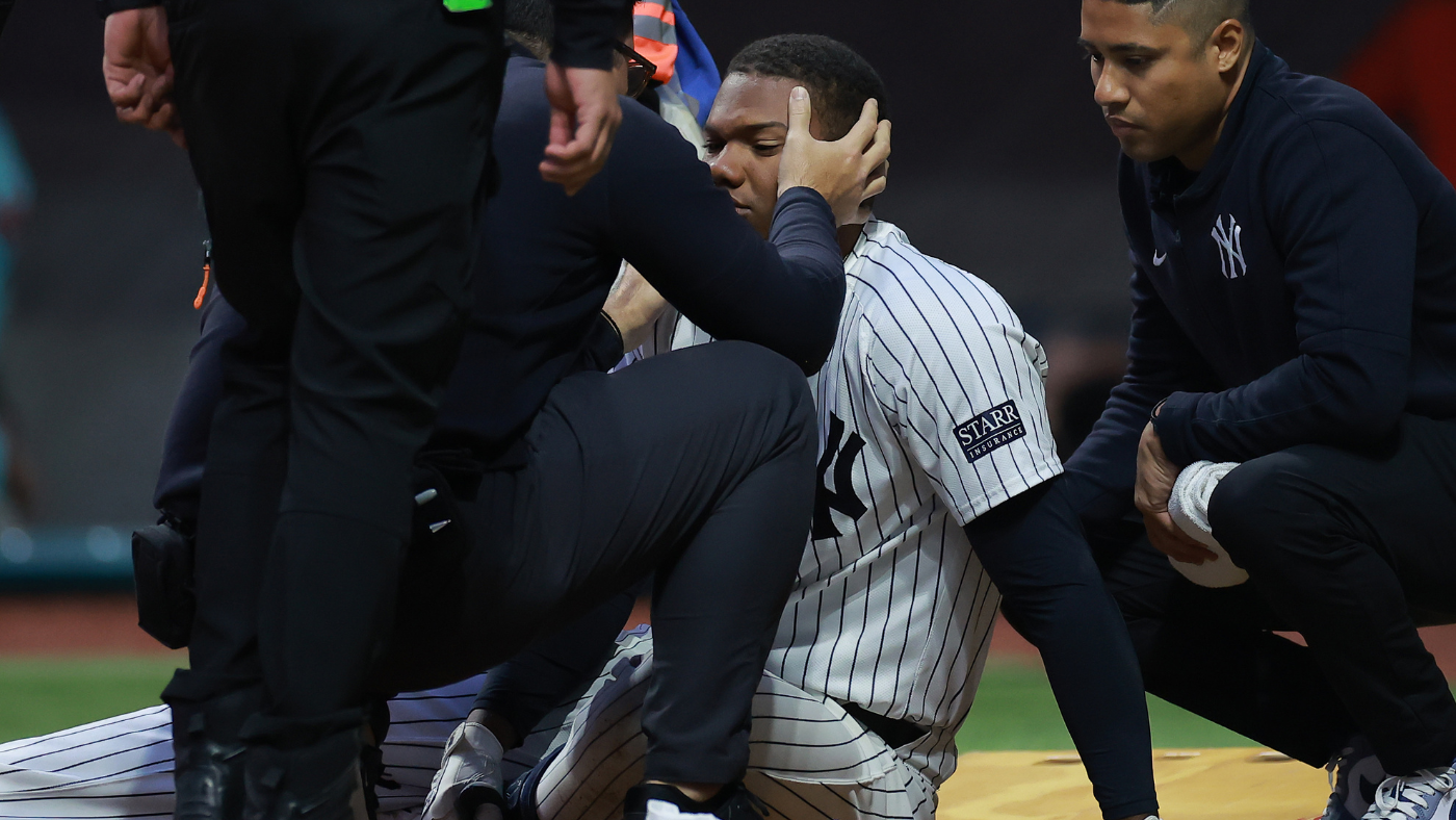 Oscar González injury update: Yankees outfielder suffers broken eye socket after fouling ball into his face