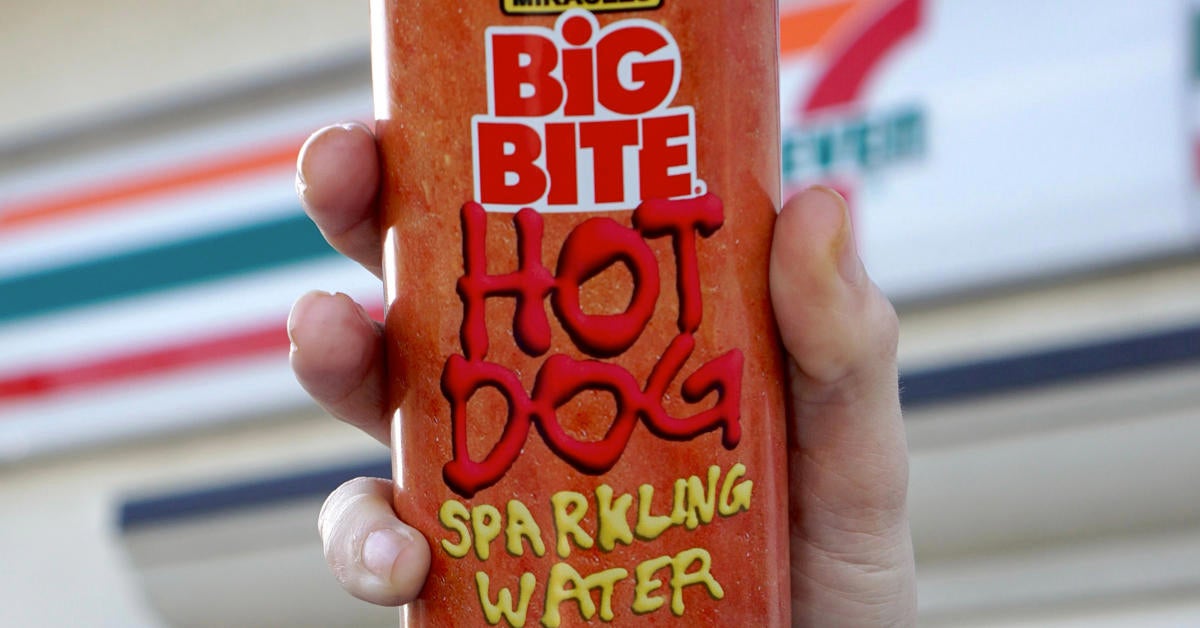 7-eleven-hot-dog-water