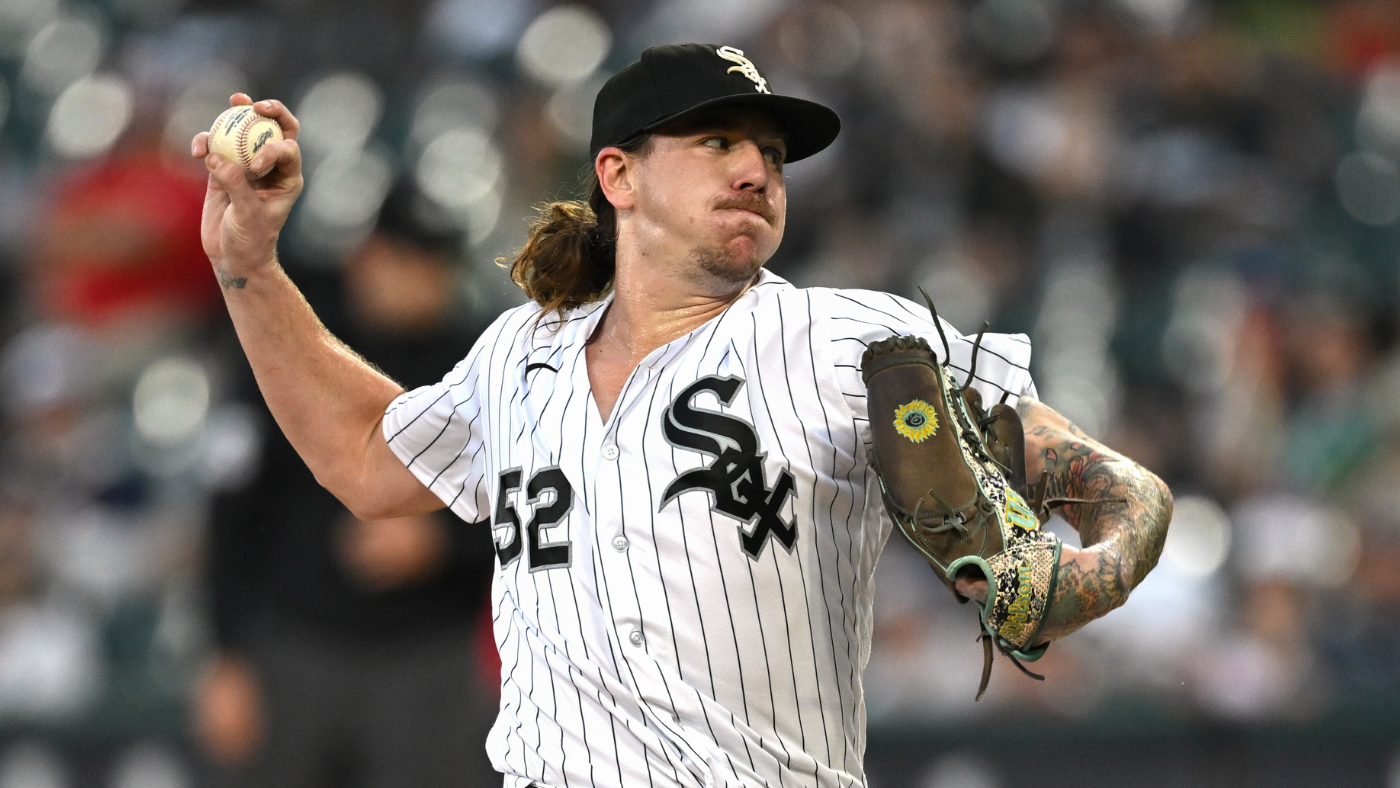 White Sox reunite with pitcher Mike Clevinger, per report, adding to rotation after trading away Dylan Cease