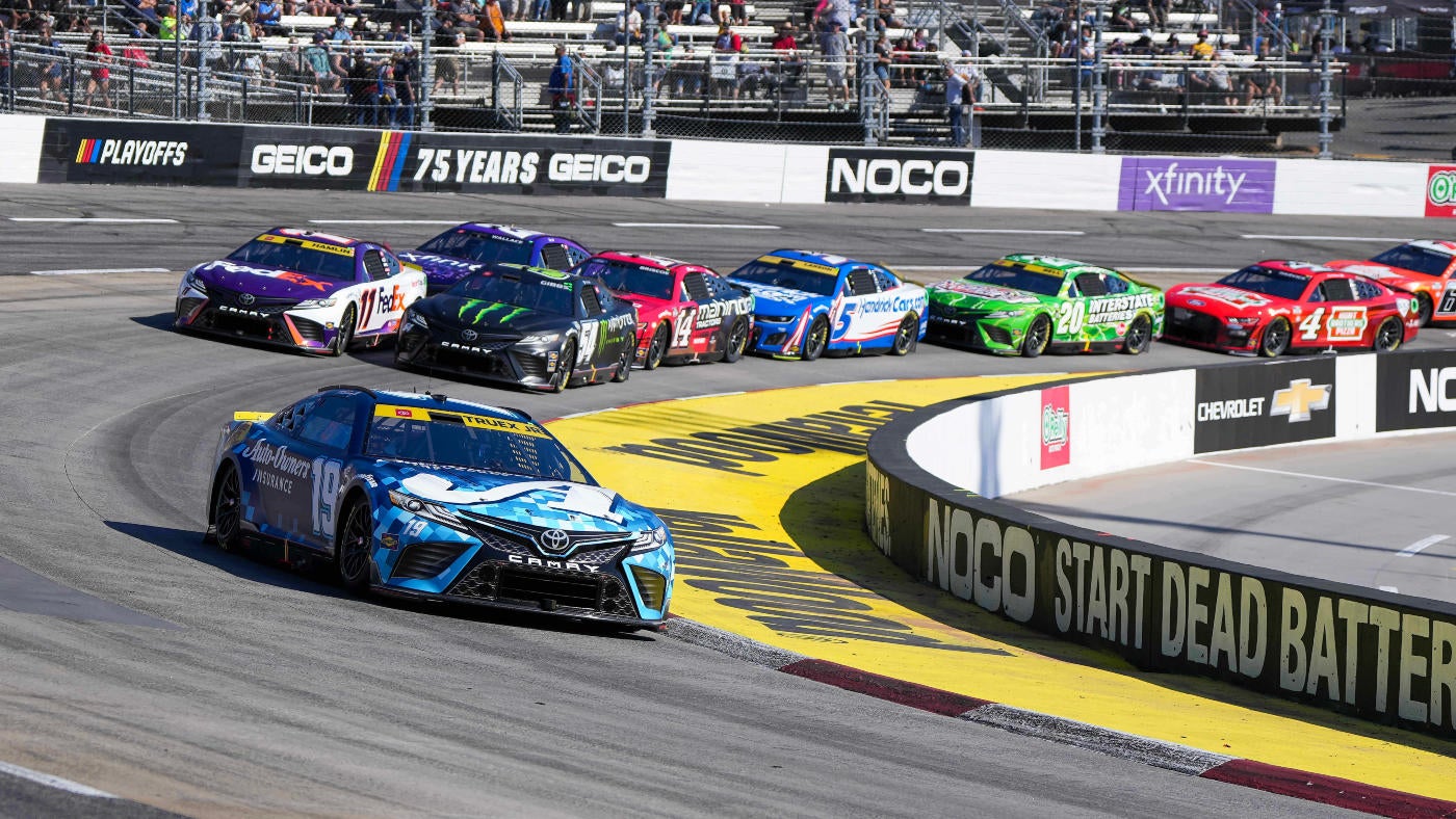 2024 NASCAR at Martinsville odds, playoff predictions, start time: Model reveals Xfinity 500 picks