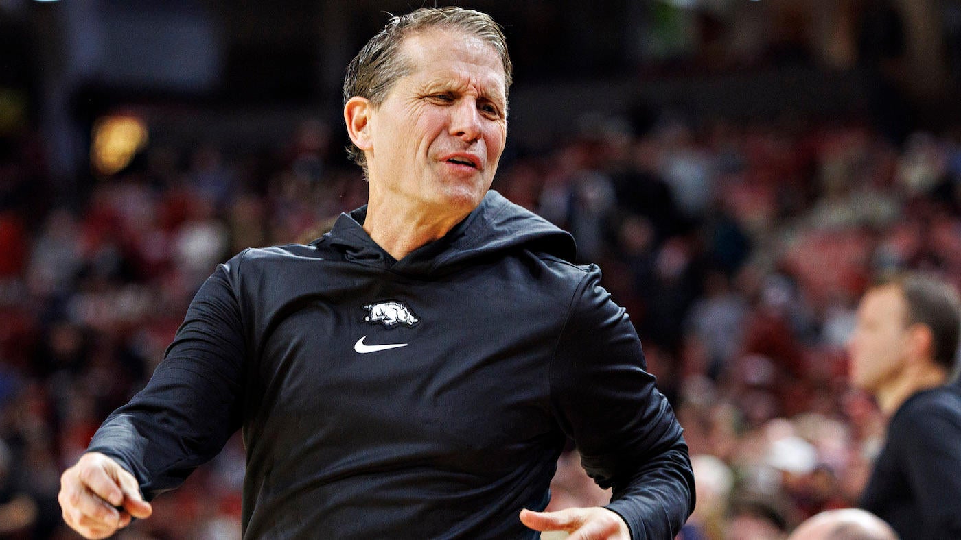 
                        USC to hire Eric Musselman as coach: Trojans will poach Arkansas boss in shock move to replace Andy Enfield
                    