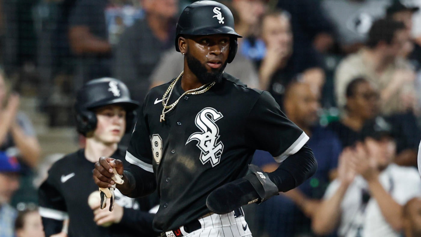 Fantasy Baseball Injury Rankings: Top 45 IL stashes with Luis Robert, Nick Pivetta going down