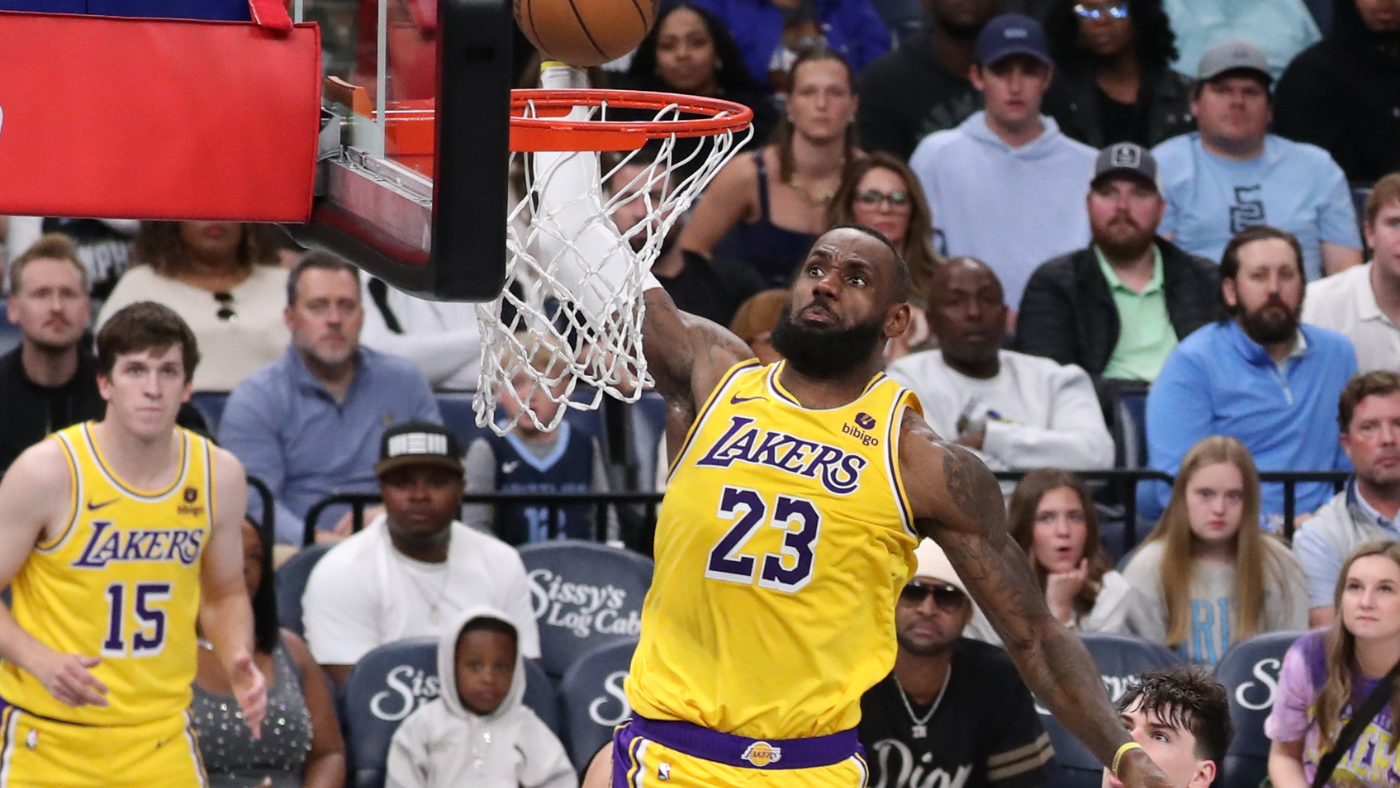 Lakers' playoff seed chase: LeBron James turns back the clock again, seals crucial win with reverse slam