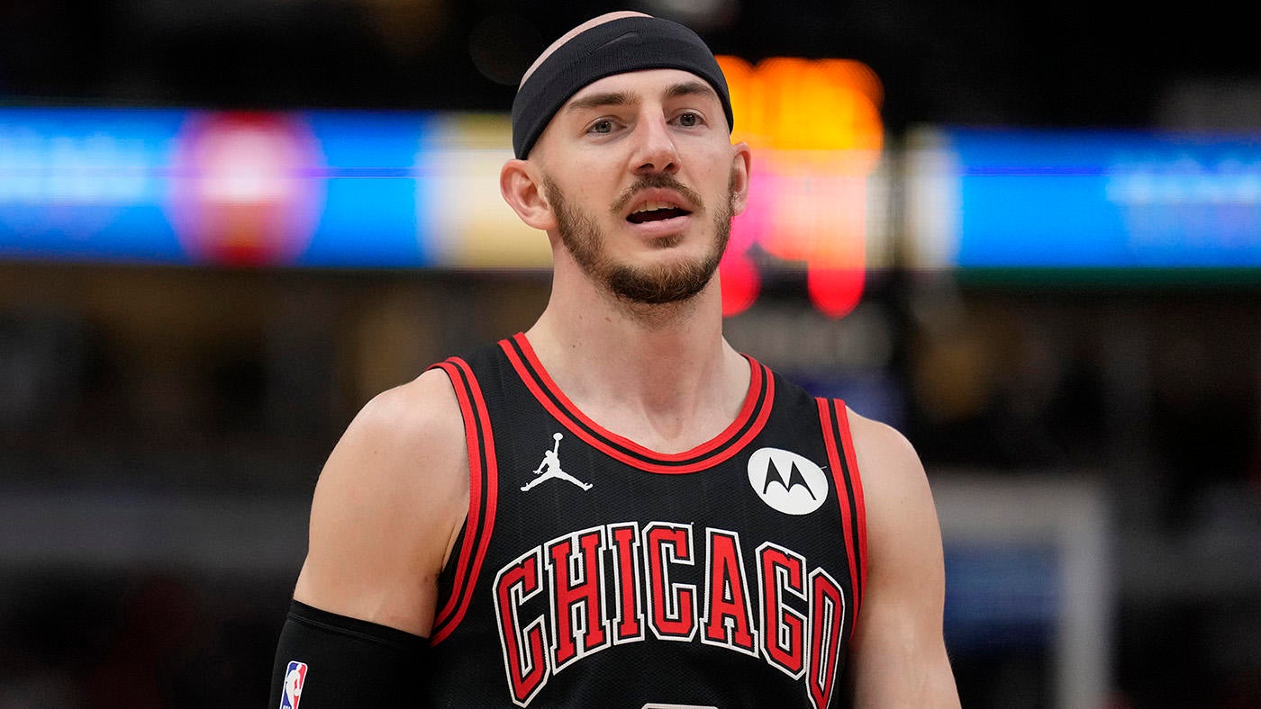 Alex Caruso could miss Bulls' play-in game vs. Heat on Friday with foot injury, per report