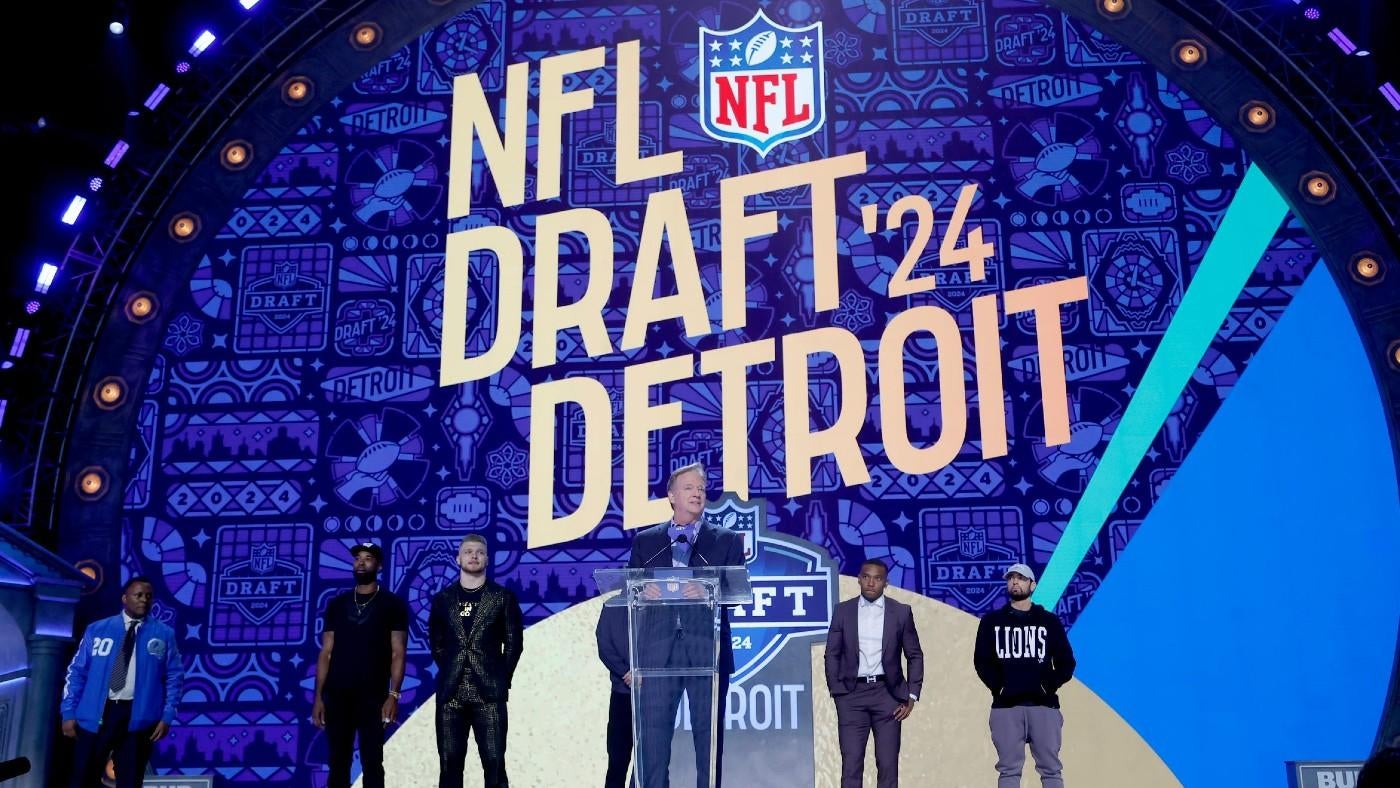With the First Pick: Takeaways from a wild Round 1 of the 2024 NFL Draft, plus what are the Falcons doing?