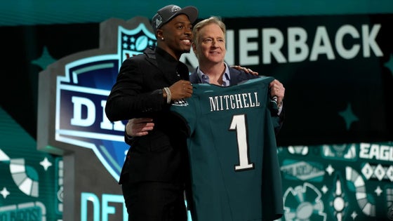 quinyon-mitchell.jpg