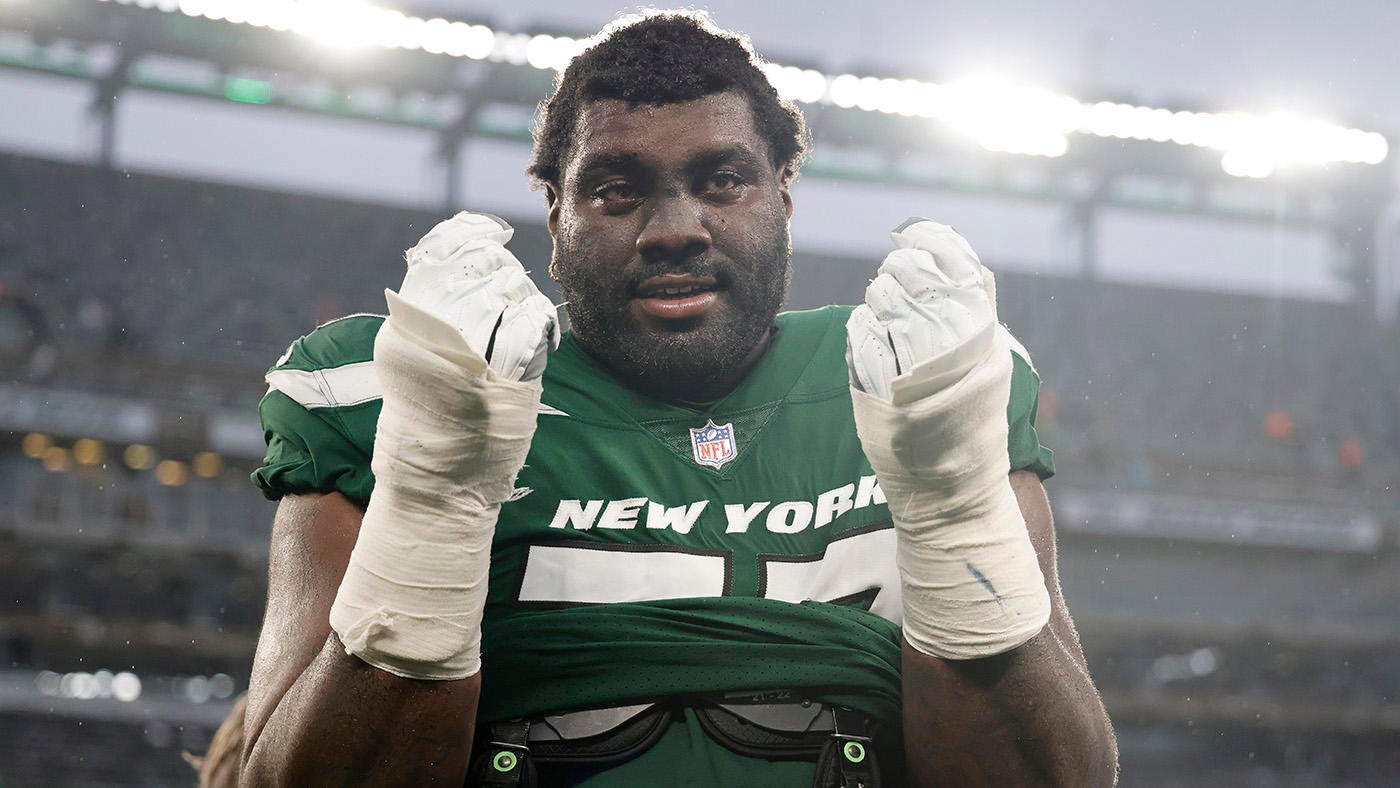 Eagles signing former Jets first-round pick Mekhi Becton to one-year deal, per report