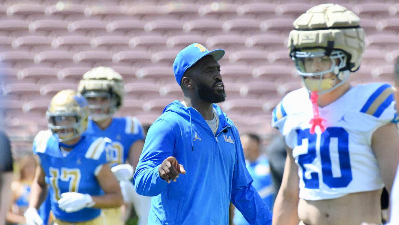 To put bloom back on UCLA, new coach DeShaun Foster and staff rip up Chip Kelly's blueprint