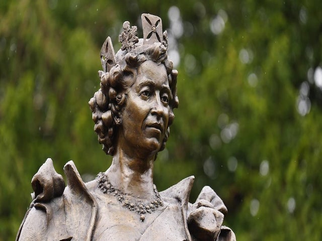 New Queen Elizabeth Statue Revealed, But Not Everyone Is Happy About It