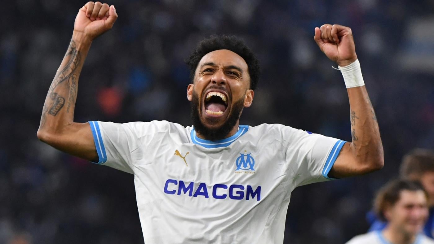 Pierre-Emerick Aubameyang embraces Europa League pressure with OM: 'People are crazy here, but I'm crazy too'