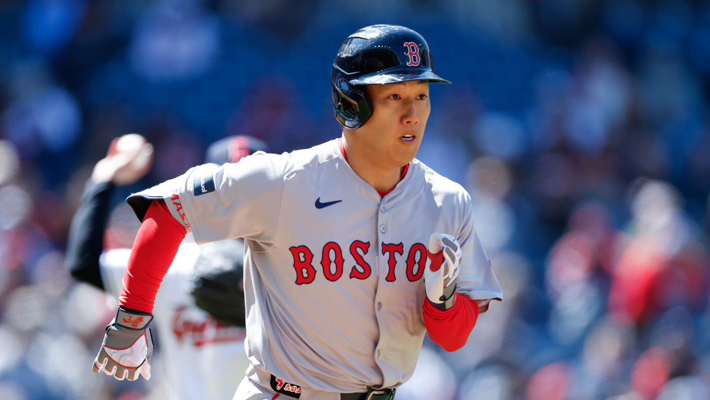 Masataka Yoshida injury: Red Sox outfielder lands on IL after jamming hand as Boston’s injured list grows