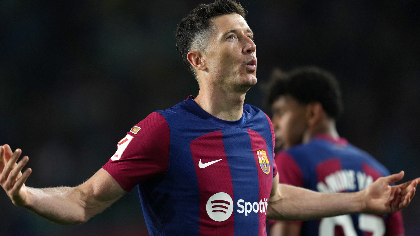 Corner Picks, best soccer bets, predictions, odds: Can Barcelona beat Girona stay alive in La Liga title race