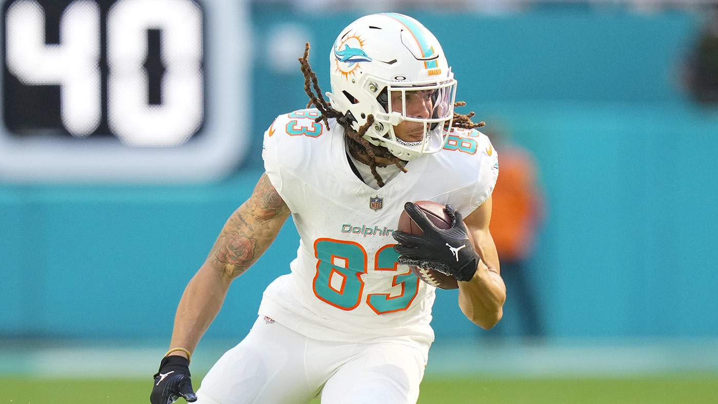 Bills sign veteran Chase Claypool to one-year contract as team adds to revamped WR corps