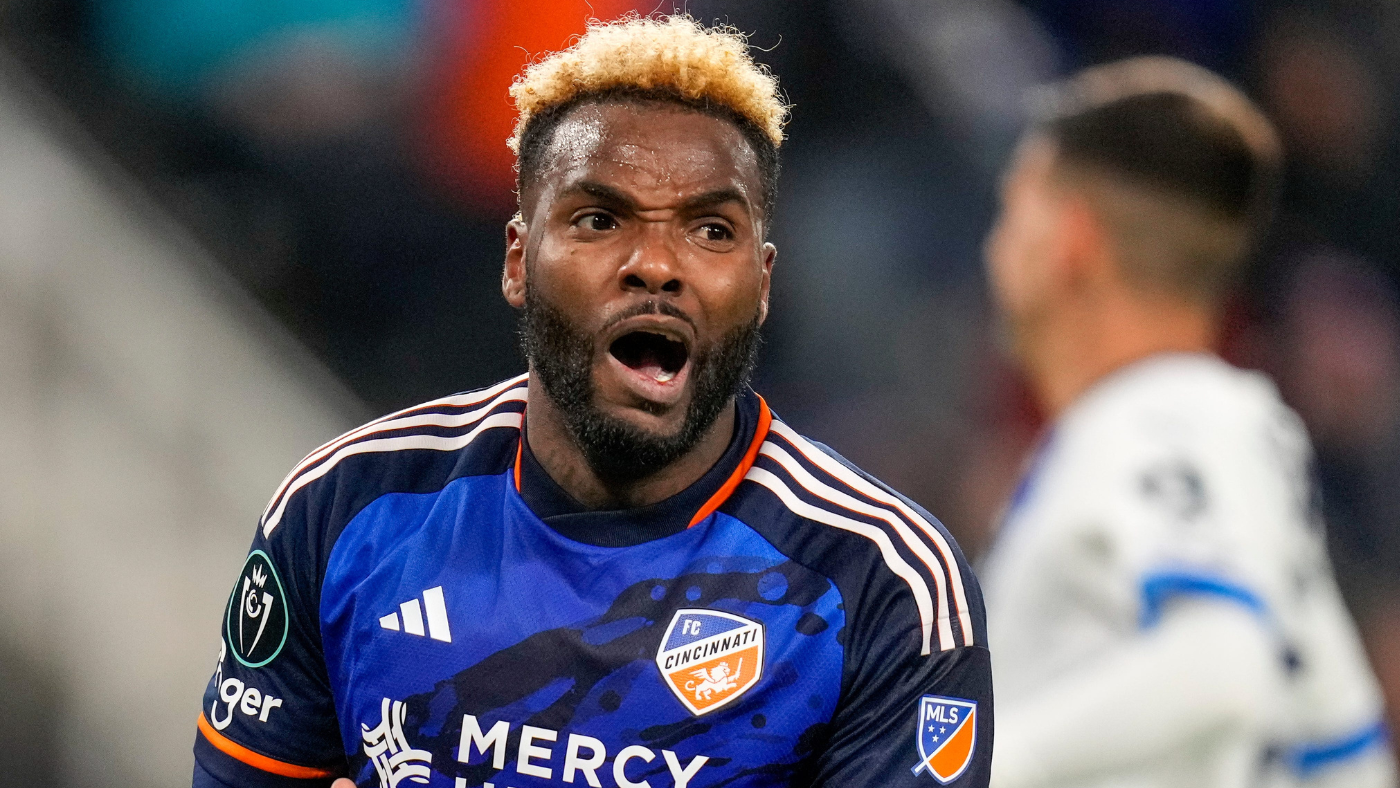 FC Cincinnati forward Aaron Boupendza out 6-8 weeks with broken jaw, reportedly from Quashawn Toler punch
