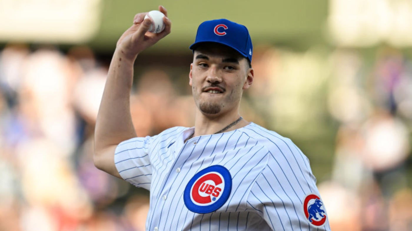 LOOK: Former Purdue star Zach Edey throws out awful first pitch at Cubs game