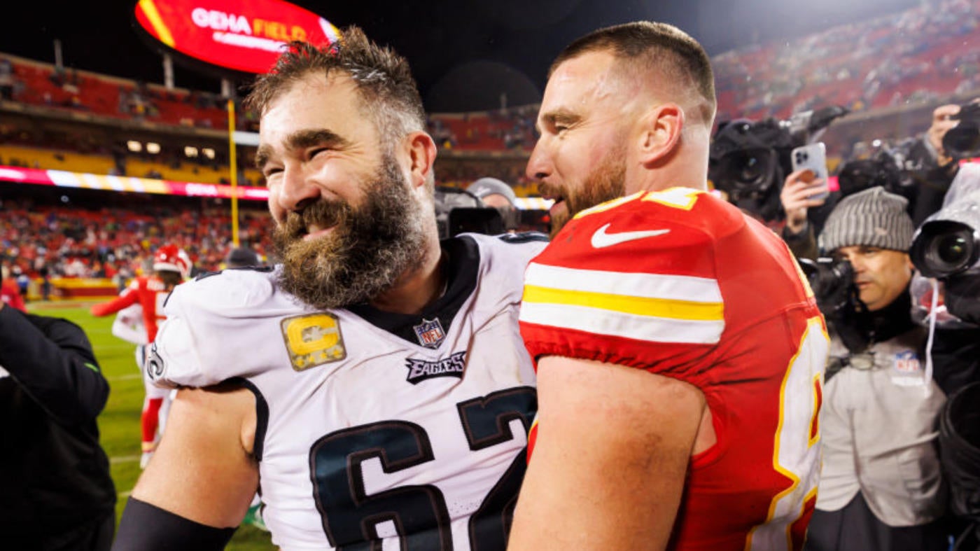 LOOK: Celebrities struggle to solve 'Wheel of Fortune' puzzle feating Jason, Travis Kelce