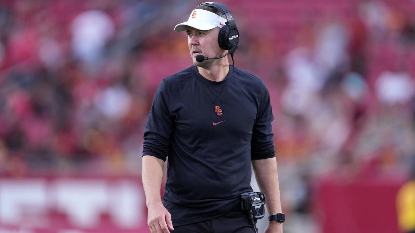 USC paid nearly $20 million in Lincoln Riley's first season after poaching coach from Oklahoma, per report
