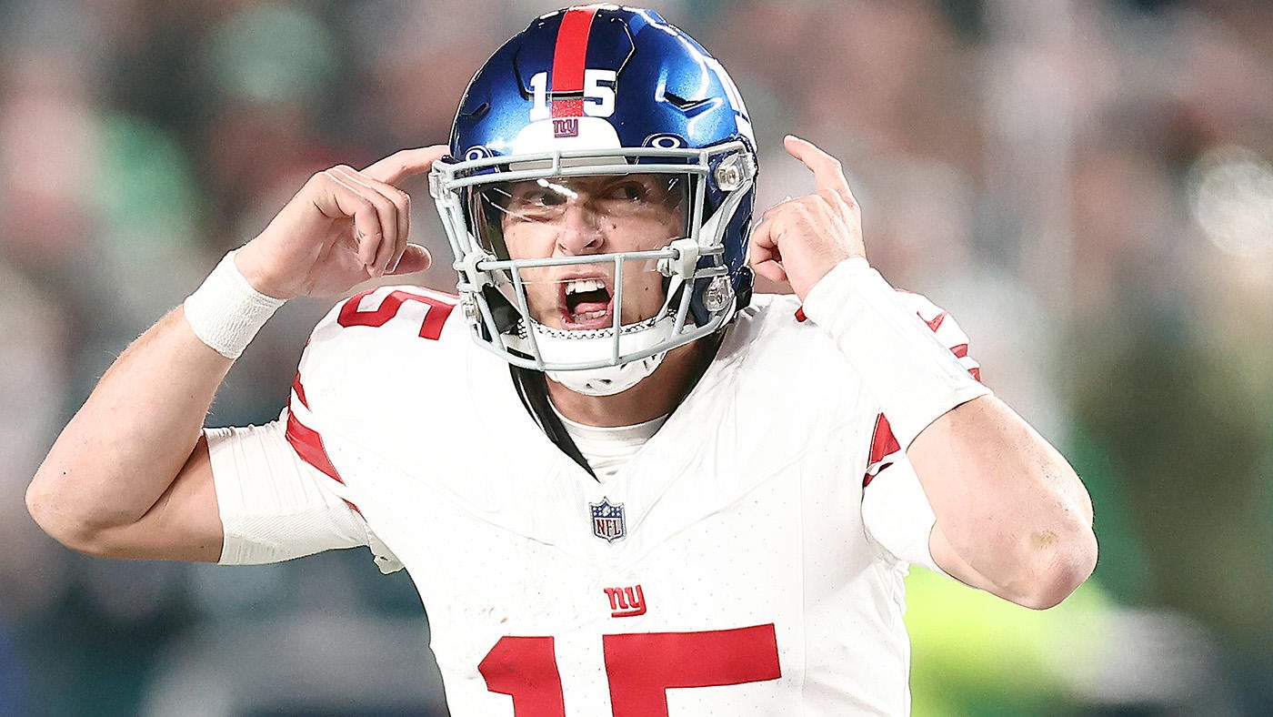 Giants' Tommy DeVito has 'chip on his shoulder,' motivated to prove he's a better QB entering second season