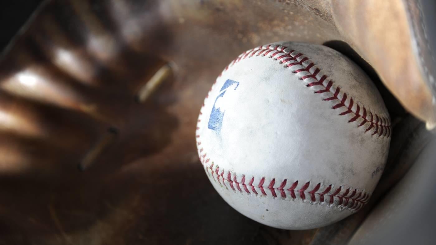 LOOK: Indiana outfielder clinches high school sectional title, preserves no-hitter with tremendous catch