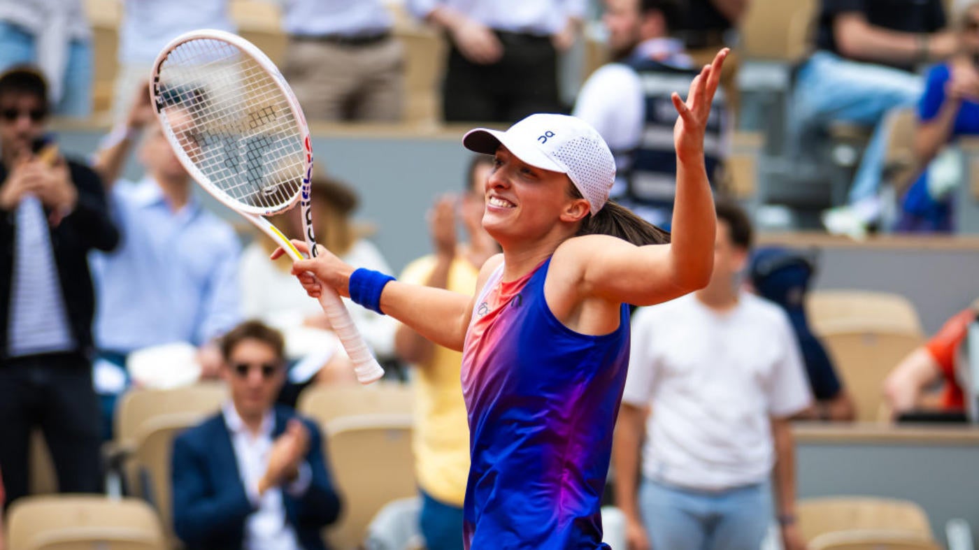 French Open: Iga Swiatek deemed ‘best player in the world’ by Carlos Alcaraz amid dominance at Roland Garros