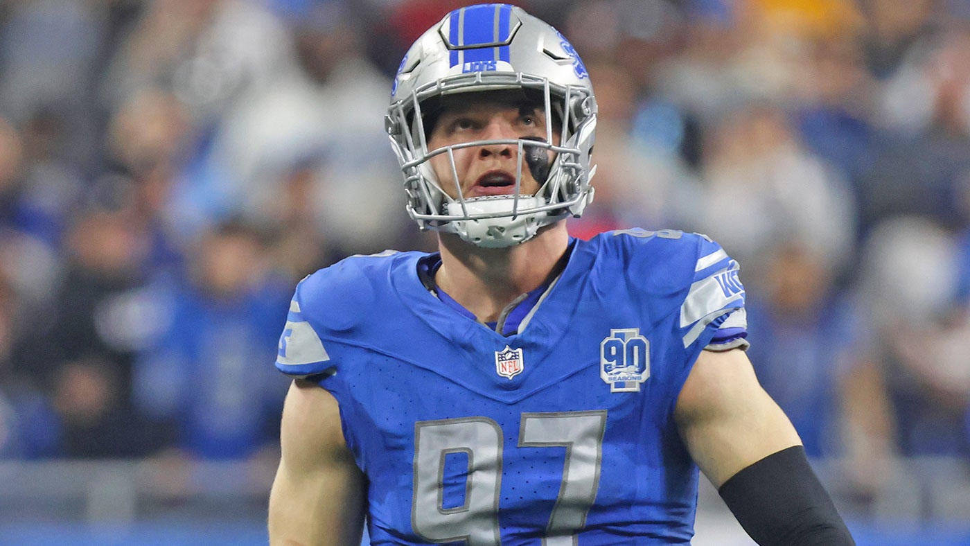 Lions' Aidan Hutchinson might be able to return for Super Bowl after gruesome leg injury in Week 6, per report