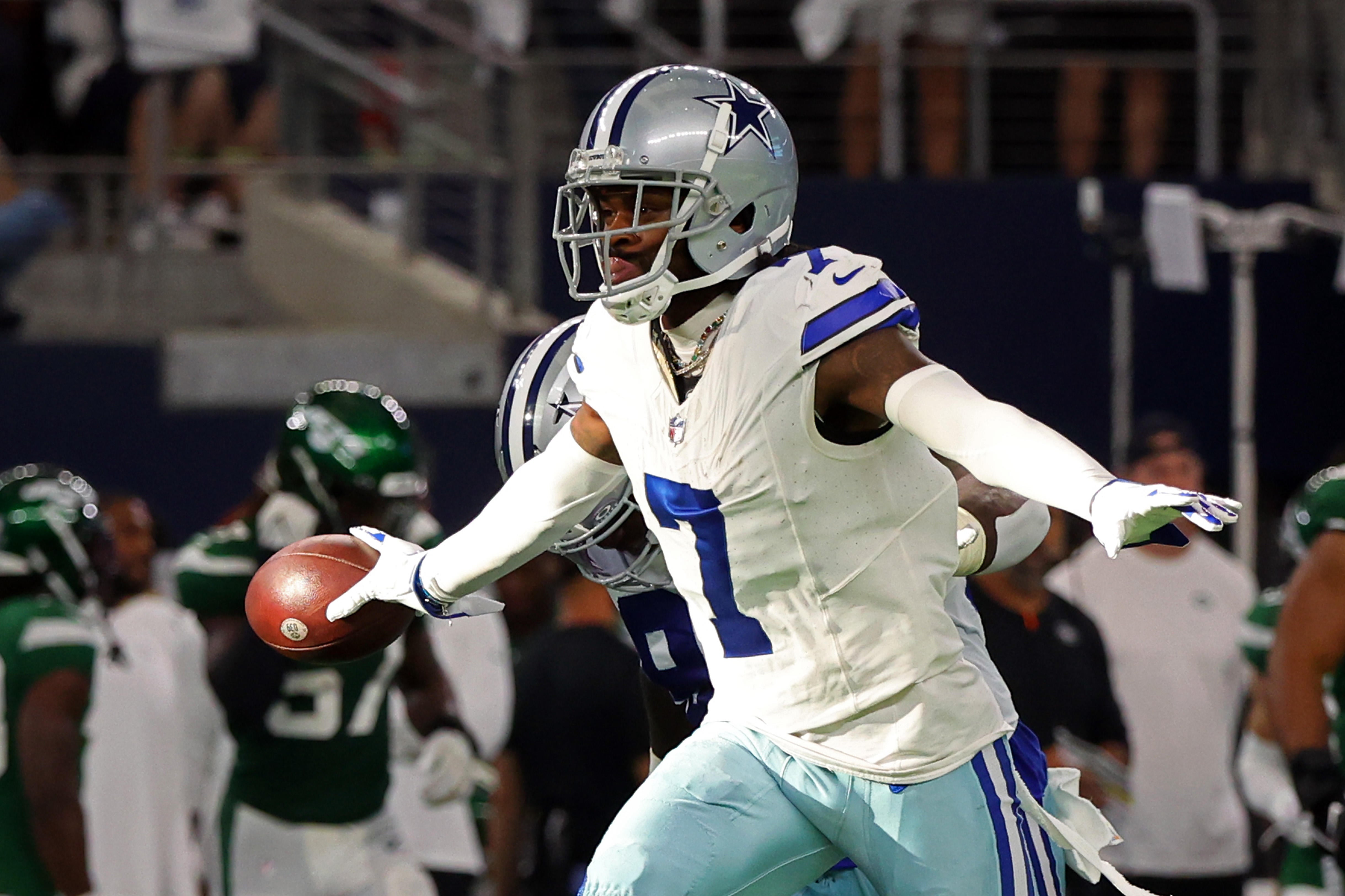 New York Jets v Dallas Cowboys