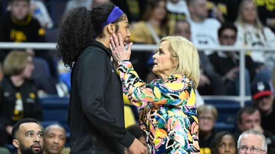 angel-reese-kim-mulkey-getty.jpg