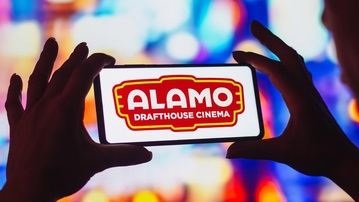 Сеть театров Alamo Drafthouse приобретена Sony