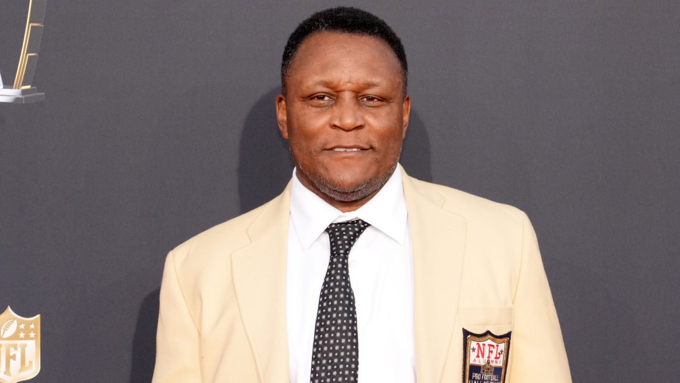 NFL legend Barry Sanders suffered 'health scare' during Father's Day weekend