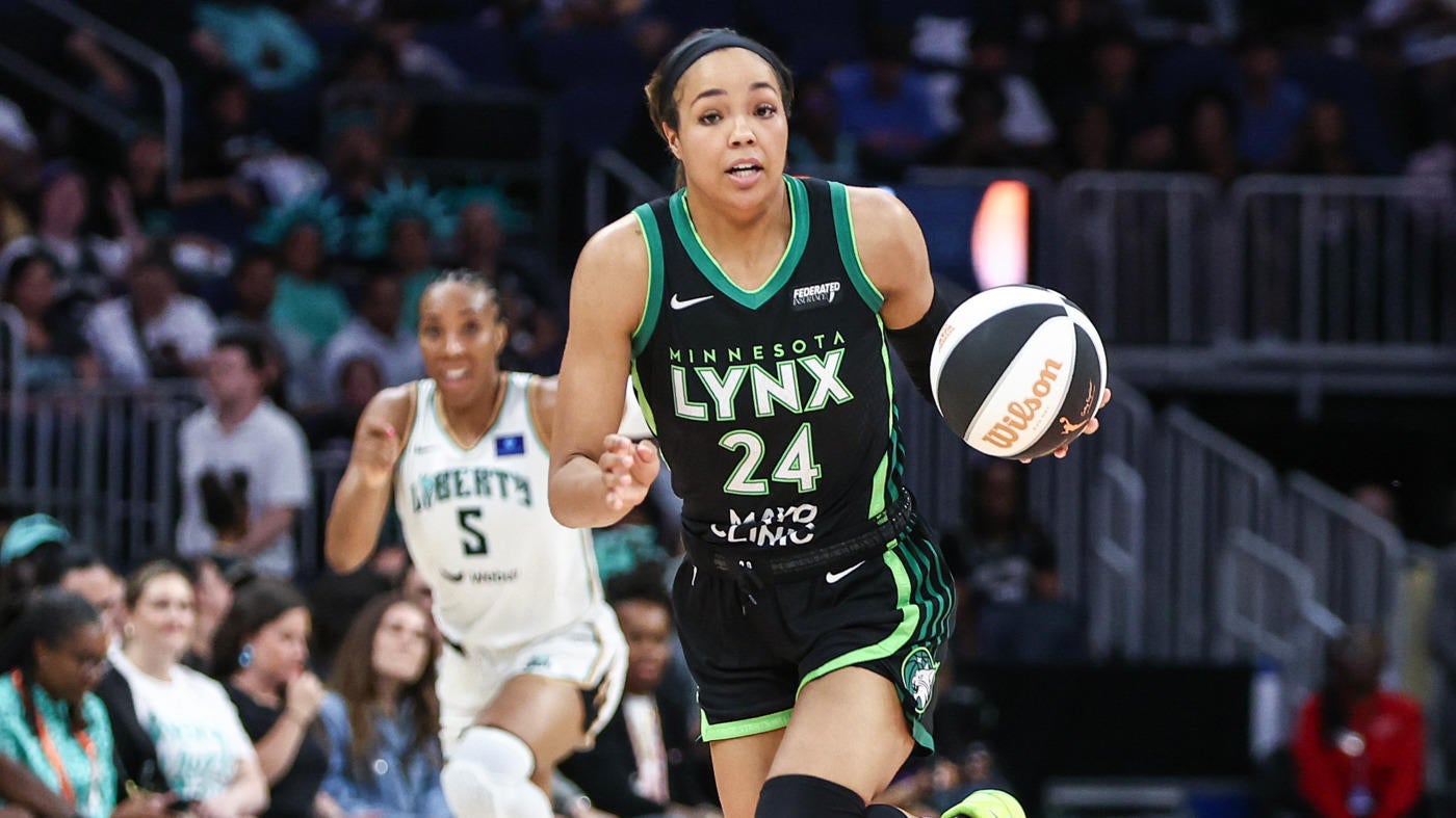 WNBA MVP candidate Napheesa Collier leaves Lynx's loss to Sun with foot injury