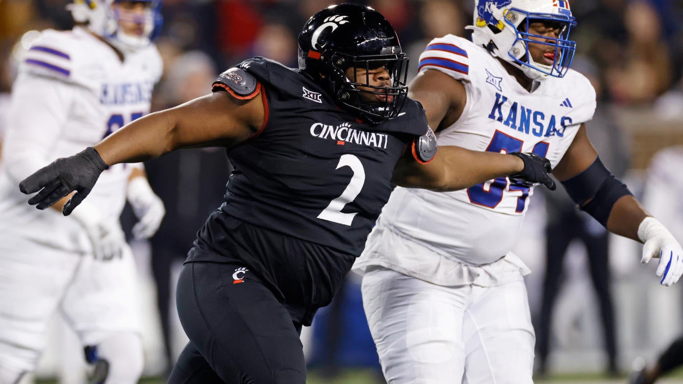 Cincinnati's Dontay Corleone out indefinitely as blood clots in lungs sideline star defensive lineman