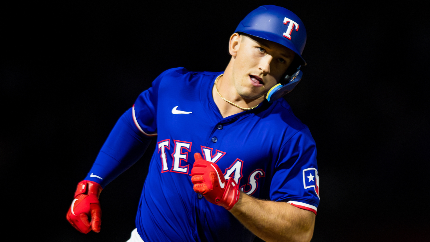Rangers' Wyatt Langford completes MLB's first cycle of 2024, second by a rookie in franchise history